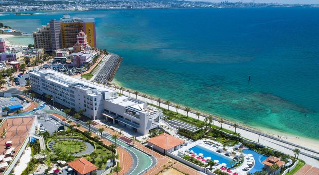 ダブルツリー by ヒルトン沖縄北谷リゾート 外観